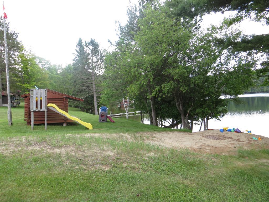 Bondi Village Cottage Resort Lake of Bays Kültér fotó